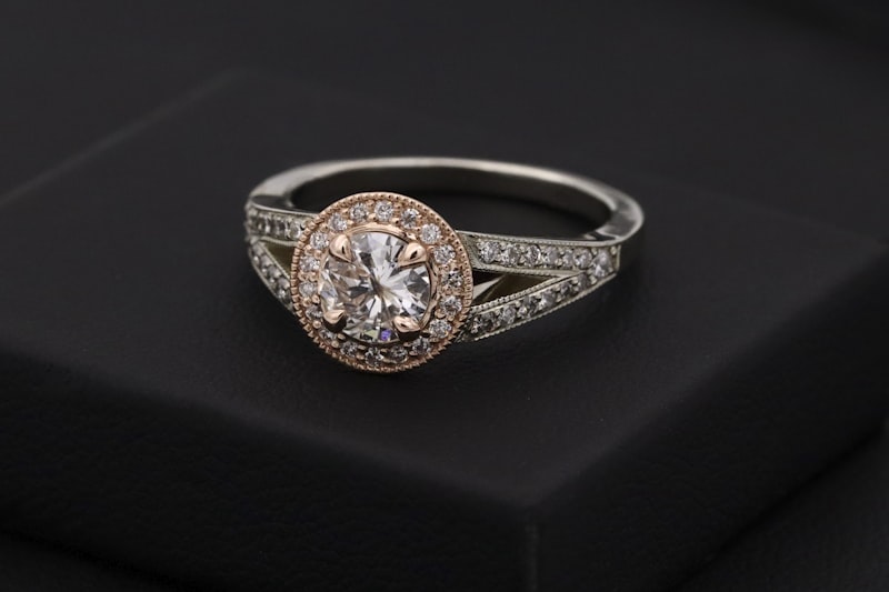 Rose Gold Twist Ring